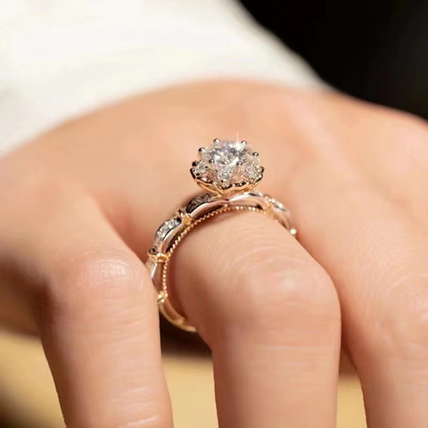 Dahlia Sterling Silver Ring with 2-Carat Diamond 💎