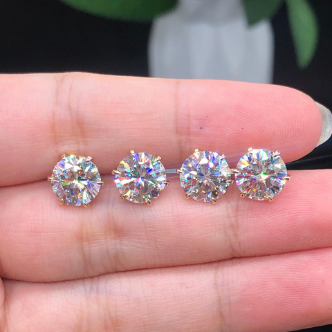 Hermès Screw Back Stud Earrings - 1 Carat Moissanite Diamond 💎