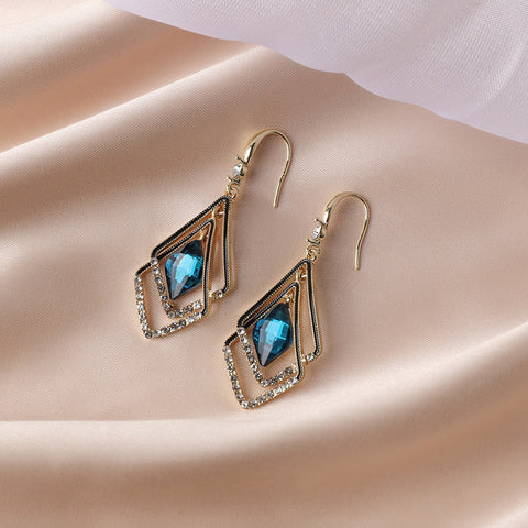 Strasie™ Rhombus Sapphire Earrings