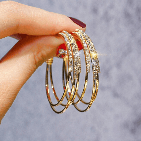 14K Gold hoop earrings with three hoops ✨