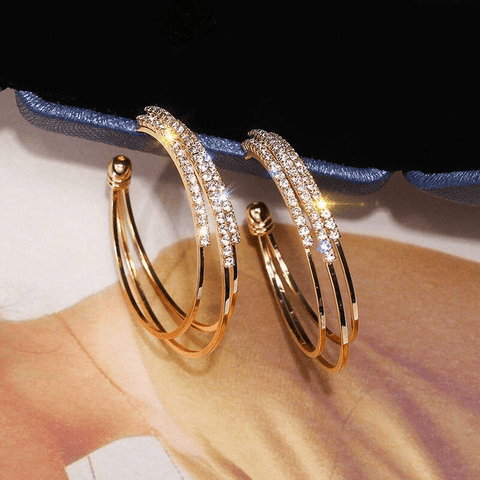 14K Gold hoop earrings with three hoops ✨