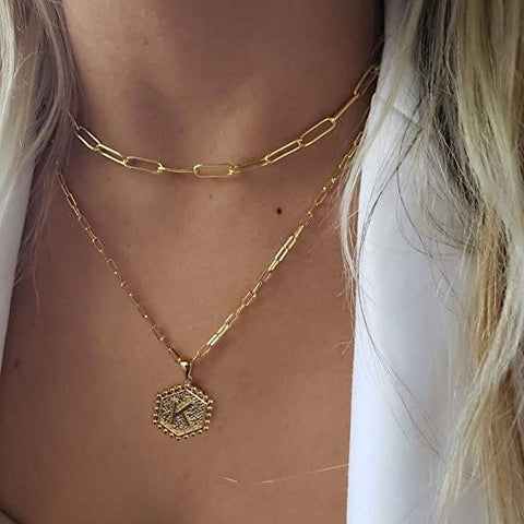 HeyCuzi Collier ras du cou avec lettre initiale superposée